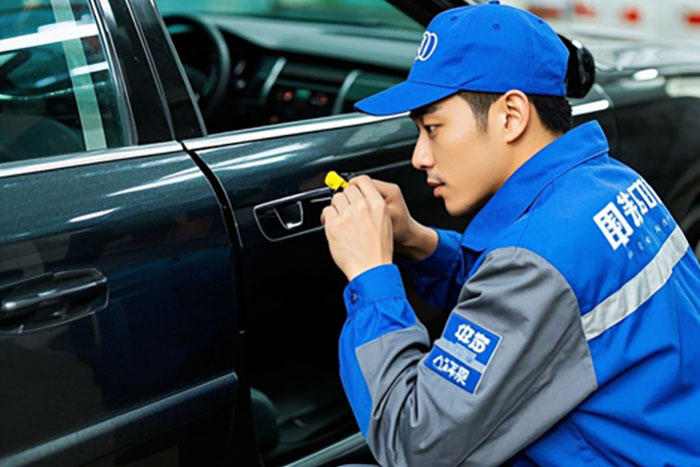 南京玄武区汽车开锁公司电话,专业开锁师傅 30 分钟上门